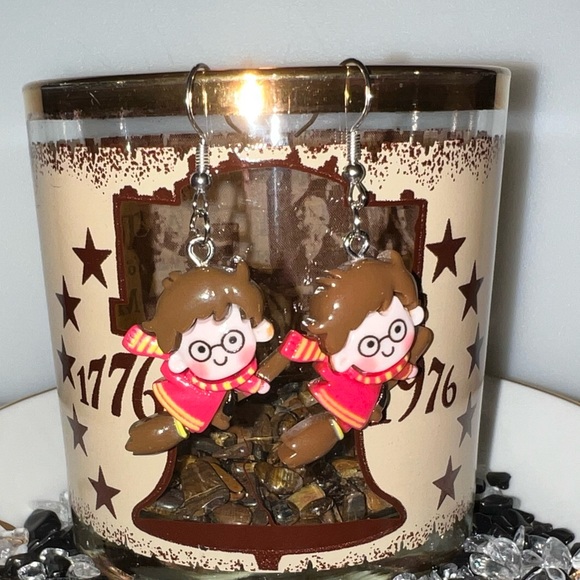 $3 EARRINGS. NEW. $3 WITH ANY $10 ORDER OR MORE STAINLESS STEEL HOOKS - Picture 8 of 16